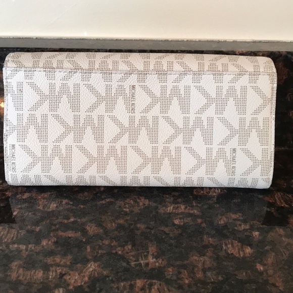 Wallet - Picture 3 of 3